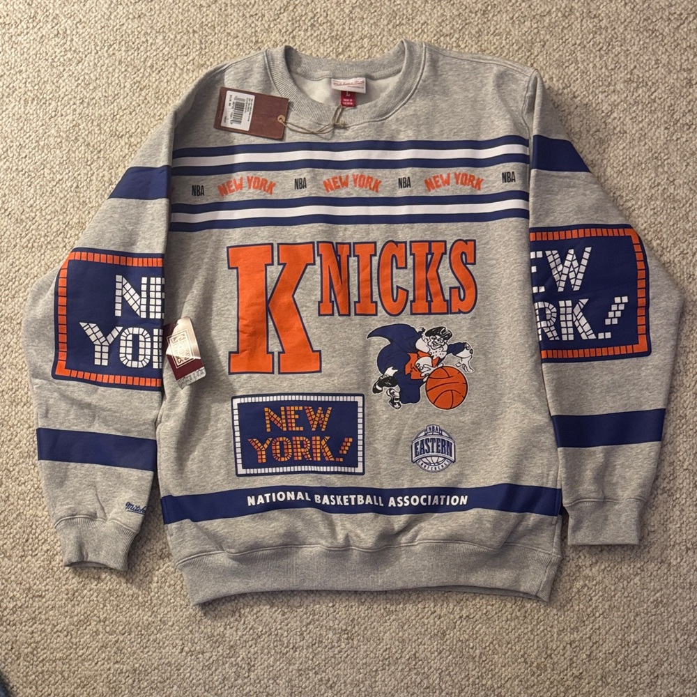Mitchell & Ness New York Knicks Vintage NBA Gray Crewneck